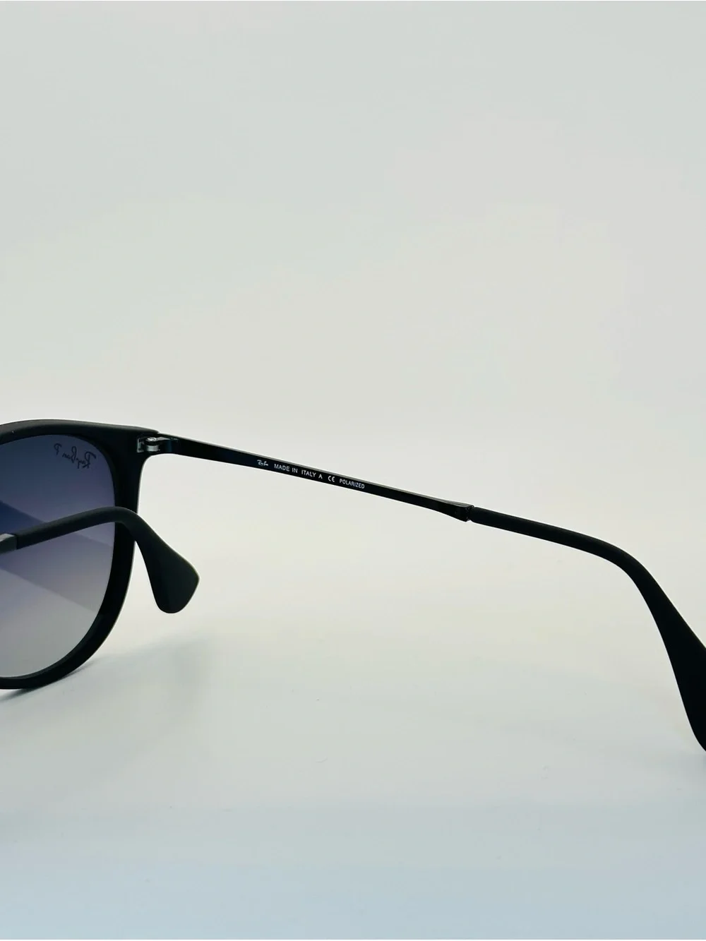 Ray-Ban RB4171 ERIKA